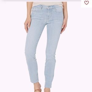 NWOT 7 For All Mankind the Mid Rise Skinny Jean Size 26 light wash